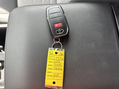 2026 Toyota Tacoma 4WD 4WD TRD Off Road Double Cab 5' Bed AT (Natl)