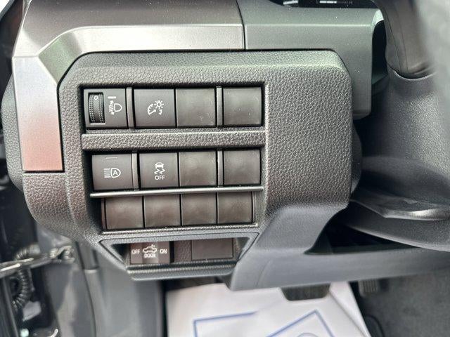 2026 Toyota Tacoma 4WD 4WD TRD Off Road Double Cab 5' Bed AT (Natl)