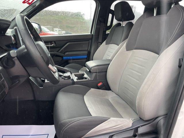 2025 Toyota Tacoma 4WD 4WD TRD Off Road Double Cab 5' Bed AT (Natl)