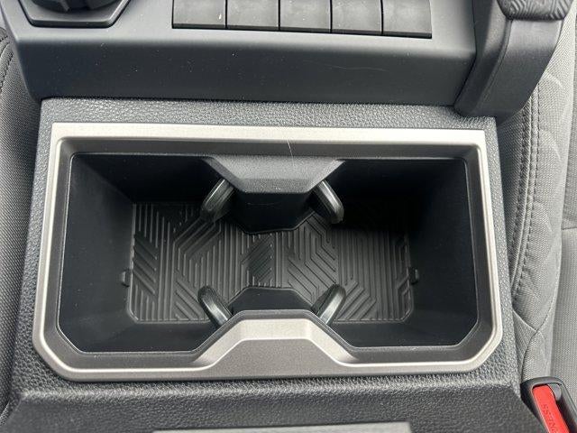 2026 Toyota Tacoma 4WD 4WD SR5 Double Cab 5' Bed AT (Natl)