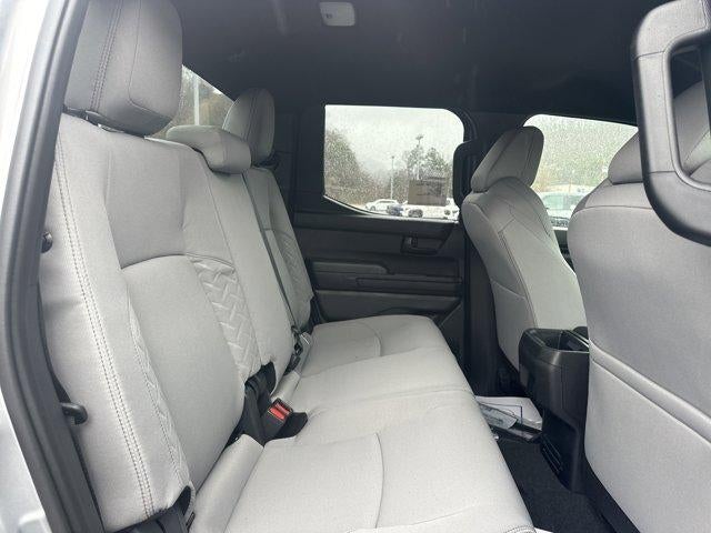 2026 Toyota Tacoma 4WD 4WD SR5 Double Cab 5' Bed AT (Natl)