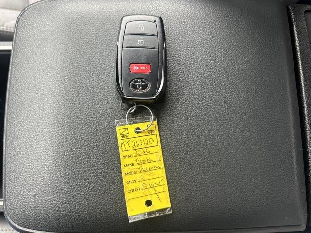 2026 Toyota Tacoma 4WD 4WD SR5 Double Cab 5' Bed AT (Natl)