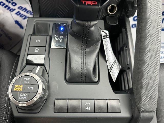 2026 Toyota Tacoma 4WD 4WD TRD Off Road Double Cab 5' Bed AT (Natl)