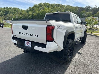 2026 Toyota Tacoma 4WD 4WD TRD Off Road Double Cab 5' Bed AT (Natl)