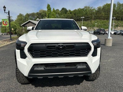 2026 Toyota Tacoma 4WD 4WD TRD Off Road Double Cab 5' Bed AT (Natl)