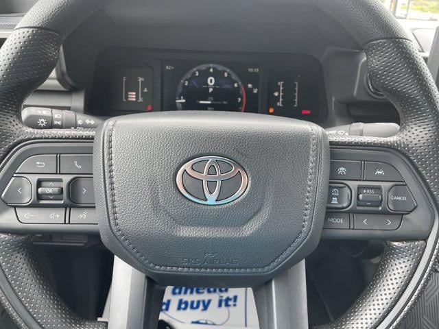 2026 Toyota Tacoma 4WD 4WD SR5 Double Cab 5' Bed AT (Natl)