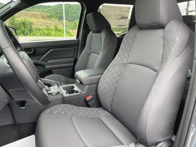 2026 Toyota Tacoma 4WD 4WD SR5 Double Cab 5' Bed AT (Natl)