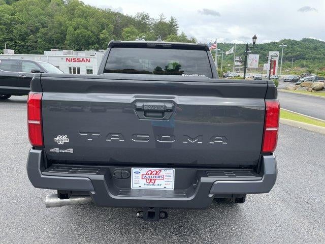 2026 Toyota Tacoma 4WD 4WD SR5 Double Cab 5' Bed AT (Natl)