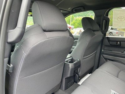 2026 Toyota Tacoma 4WD 4WD SR5 Double Cab 5' Bed AT (Natl)