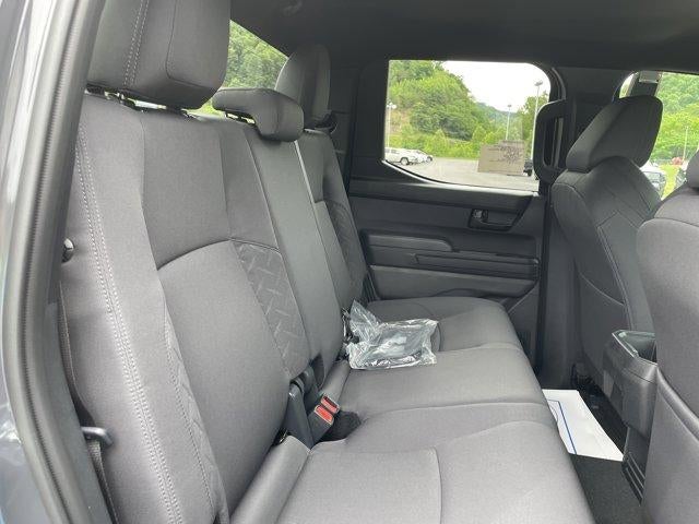 2026 Toyota Tacoma 4WD 4WD SR5 Double Cab 5' Bed AT (Natl)