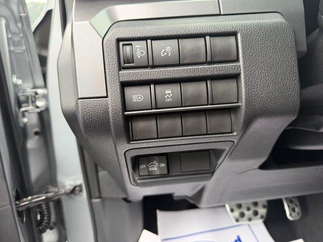 2026 Toyota Tacoma 4WD 4WD TRD Sport Double Cab 5' Bed AT (Natl)