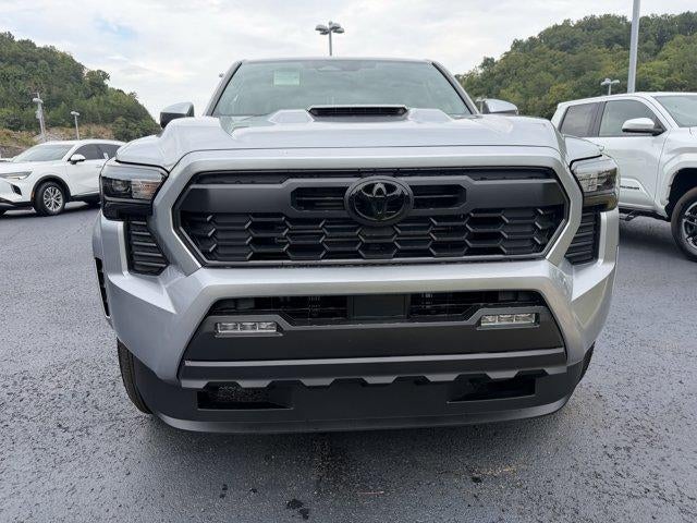 2026 Toyota Tacoma 4WD 4WD TRD Sport Double Cab 5' Bed AT (Natl)