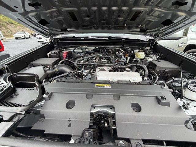 2026 Toyota Tacoma 4WD 4WD TRD Sport Double Cab 5' Bed AT (Natl)