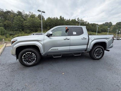 2026 Toyota Tacoma 4WD 4WD TRD Sport Double Cab 5' Bed AT (Natl)