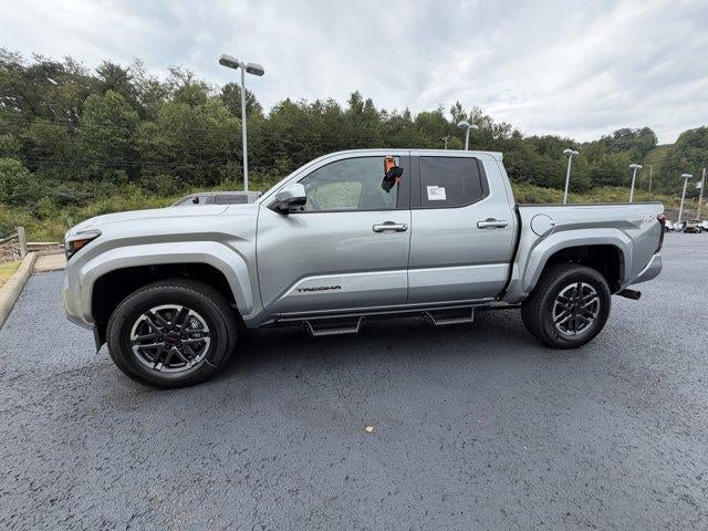 2026 Toyota Tacoma 4WD 4WD TRD Sport Double Cab 5' Bed AT (Natl)