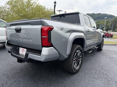 2026 Toyota Tacoma 4WD 4WD TRD Sport Double Cab 5' Bed AT (Natl)