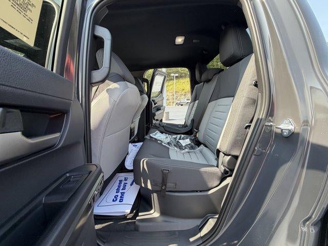 2026 Toyota Tacoma 4WD 4WD TRD Sport Double Cab 5' Bed AT (Natl)