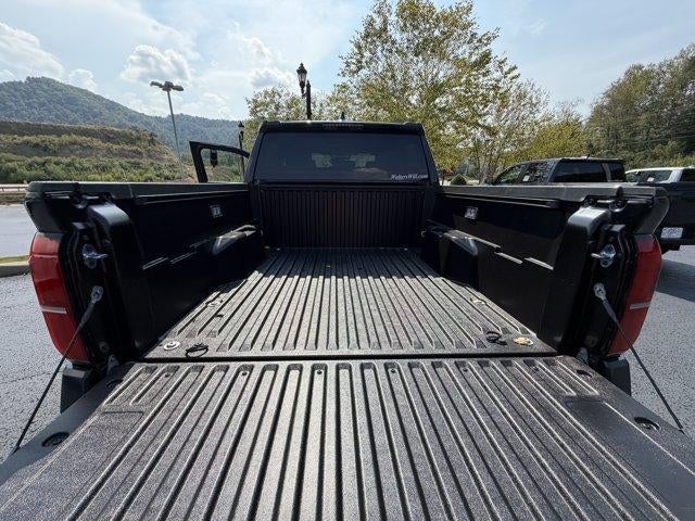 2026 Toyota Tacoma 4WD 4WD TRD Sport Double Cab 5' Bed AT (Natl)