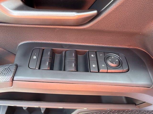 2026 Toyota Tacoma 4WD 4WD TRD Sport Double Cab 5' Bed AT (Natl)