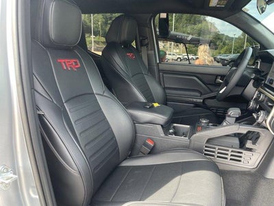 2026 Toyota Tacoma 4WD 4WD TRD Sport Double Cab 5' Bed AT (Natl)