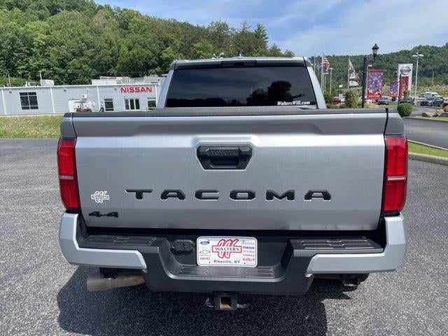 2026 Toyota Tacoma 4WD 4WD TRD Sport Double Cab 5' Bed AT (Natl)