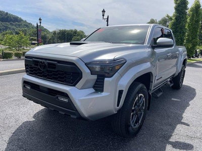 2026 Toyota Tacoma 4WD 4WD TRD Sport Double Cab 5' Bed AT (Natl)