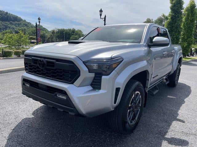 2026 Toyota Tacoma 4WD 4WD TRD Sport Double Cab 5' Bed AT (Natl)