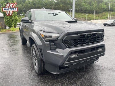 2026 Toyota Tacoma 4WD 4WD TRD Sport Double Cab 5' Bed AT (Natl)