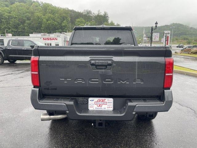 2026 Toyota Tacoma 4WD 4WD TRD Sport Double Cab 5' Bed AT (Natl)