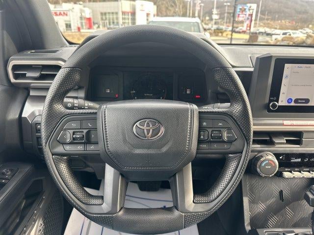 2026 Toyota Tacoma 4WD 4WD SR5 Double Cab 5' Bed AT (Natl)