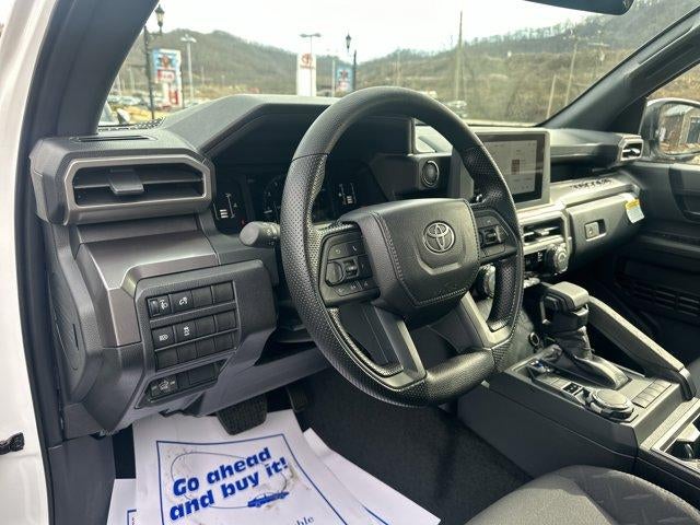 2026 Toyota Tacoma 4WD 4WD SR5 Double Cab 5' Bed AT (Natl)