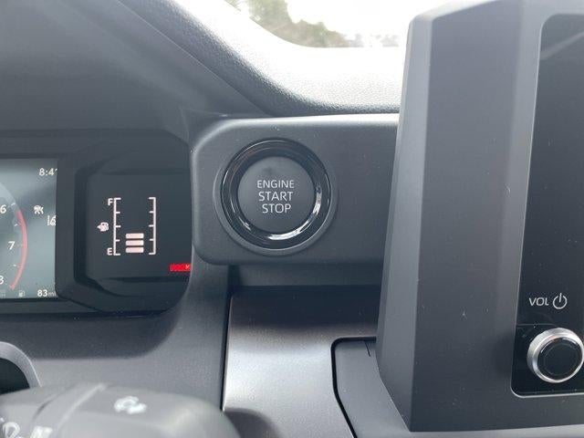 2026 Toyota Tacoma 4WD 4WD SR5 Double Cab 5' Bed AT (Natl)