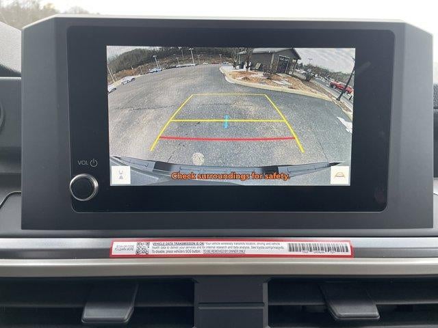 2026 Toyota Tacoma 4WD 4WD SR5 Double Cab 5' Bed AT (Natl)