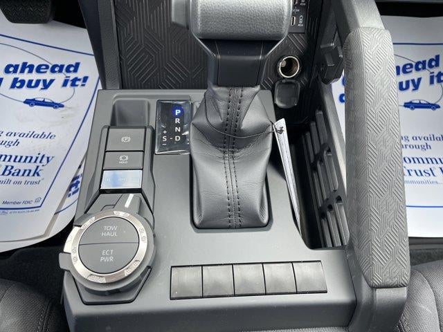 2026 Toyota Tacoma 4WD 4WD SR5 Double Cab 5' Bed AT (Natl)