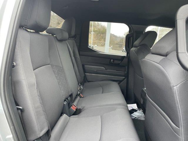 2026 Toyota Tacoma 4WD 4WD SR5 Double Cab 5' Bed AT (Natl)