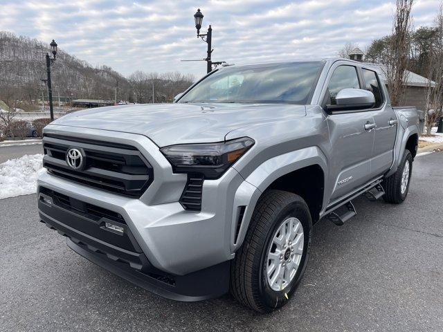 2026 Toyota Tacoma 4WD 4WD SR5 Double Cab 5' Bed AT (Natl)