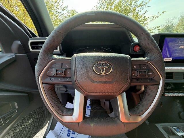 2026 Toyota Tacoma 4WD 4WD TRD Off Road Double Cab 5' Bed AT (Natl)