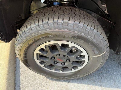 2026 Toyota Tacoma 4WD 4WD TRD Off Road Double Cab 5' Bed AT (Natl)