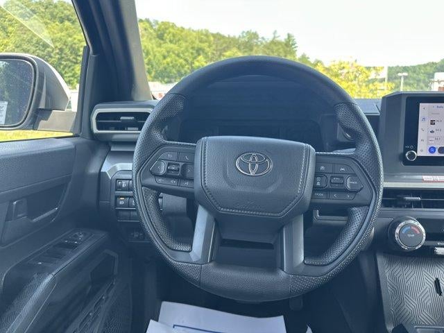 2026 Toyota Tacoma 4WD 4WD SR5 Double Cab 5' Bed AT (Natl)