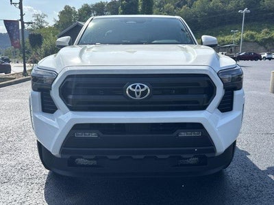 2026 Toyota Tacoma 4WD 4WD SR5 Double Cab 5' Bed AT (Natl)