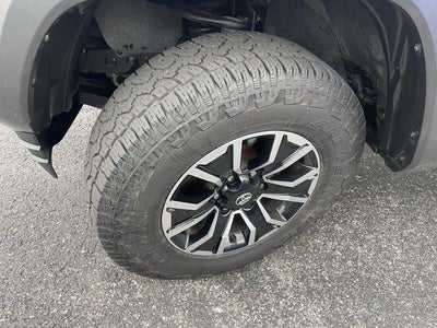 2022 Toyota Tacoma 4WD 4WD TRD Sport Double Cab 5' Bed V6 AT (Natl)