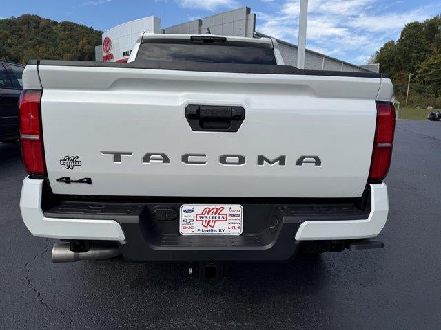 2026 Toyota Tacoma 4WD 4WD TRD Sport Double Cab 5' Bed AT (Natl)