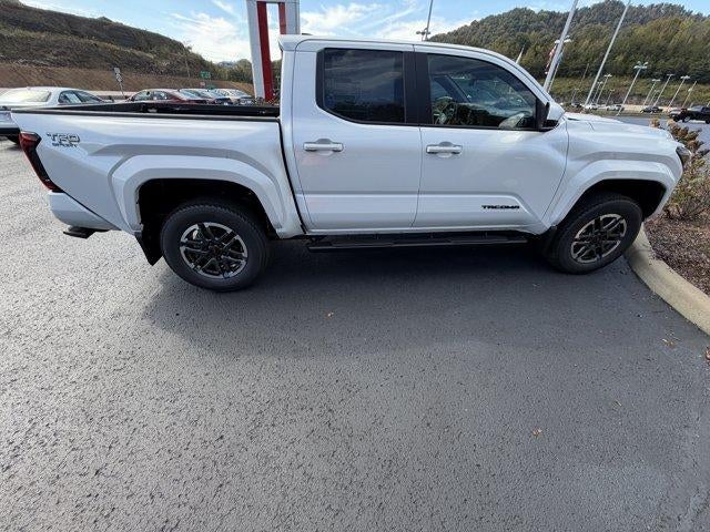 2026 Toyota Tacoma 4WD 4WD TRD Sport Double Cab 5' Bed AT (Natl)