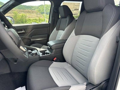 2026 Toyota Tacoma 4WD 4WD TRD Sport Double Cab 5' Bed AT (Natl)