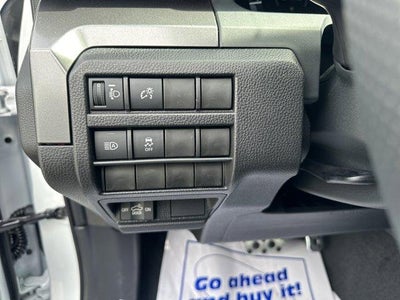 2026 Toyota Tacoma 4WD 4WD TRD Sport Double Cab 5' Bed AT (Natl)