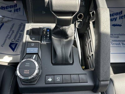 2026 Toyota Tacoma 4WD 4WD Limited Hybrid Double Cab 5' Bed AT (Natl)