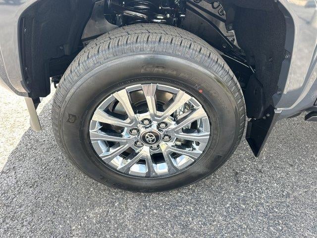 2026 Toyota Tacoma 4WD 4WD Limited Hybrid Double Cab 5' Bed AT (Natl)