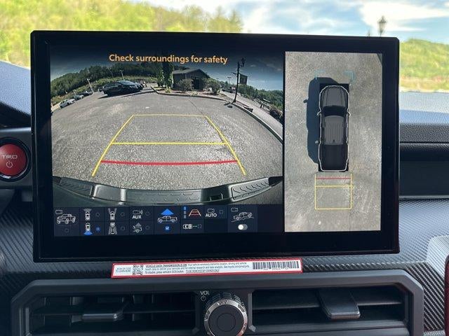 2026 Toyota Tacoma 4WD 4WD TRD Pro Hybrid Double Cab 5' Bed AT (Natl)