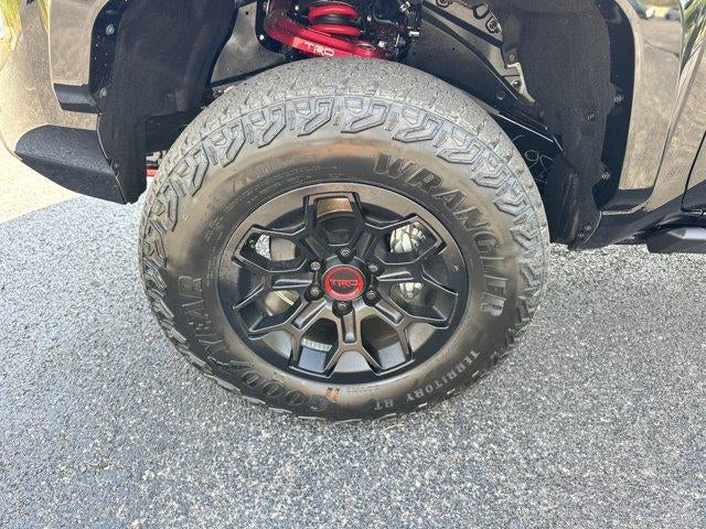 2026 Toyota Tacoma 4WD 4WD TRD Pro Hybrid Double Cab 5' Bed AT (Natl)