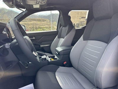 2026 Toyota Tacoma 4WD 4WD TRD Off Road Hybrid Double Cab 5' Bed AT (Natl)